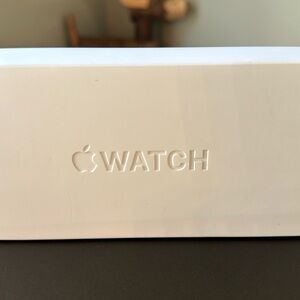 Apple Watch Series 8 Starlight Case/Starlight Band 41MM